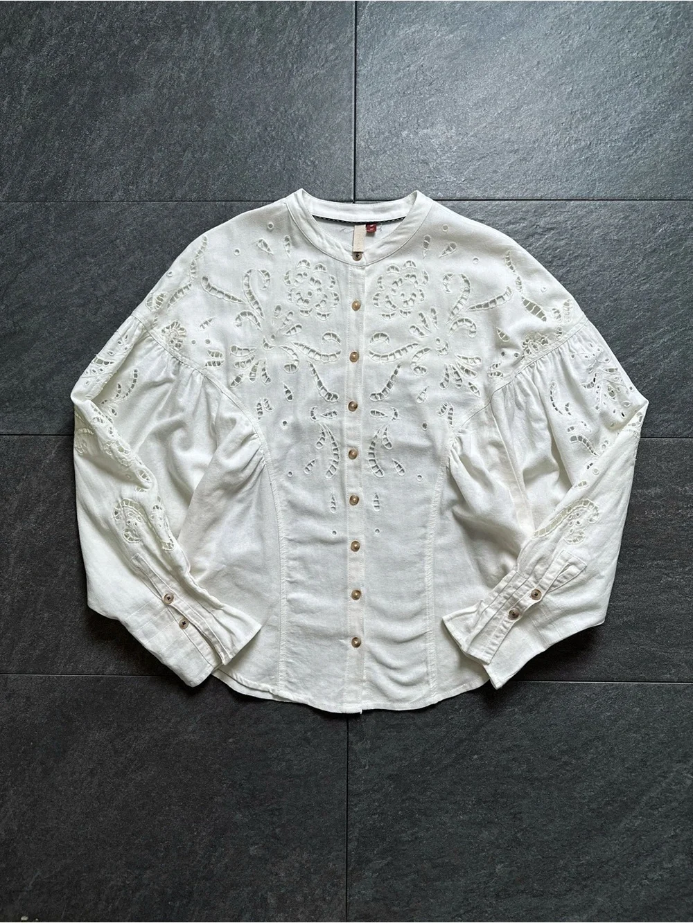 Anthropologie White Eyelet Button-Front Blouse Size M Brand new without tags